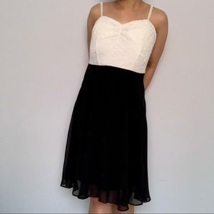 Lace Sweetheart Knee Length A-line Cocktail Babydoll Dress in Black, White (M)